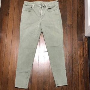 Hi rise American eagle skinny short jean